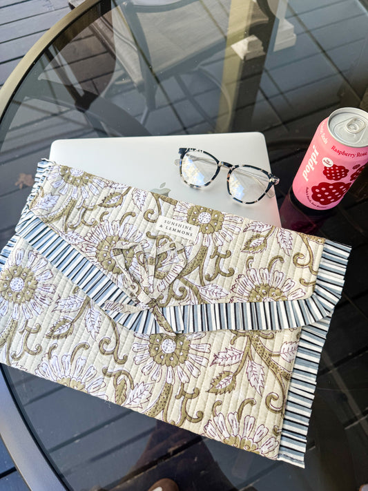 Olivia Electronic Sleeve